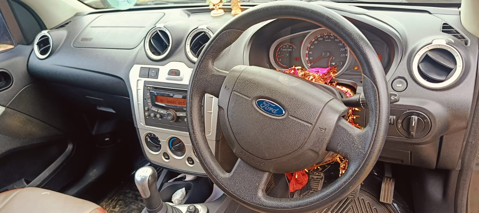 Ford Figo(2010-2012) Duratec Petrol Titanium 1.2